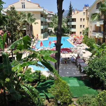מלון Club Palm Garden Keskin